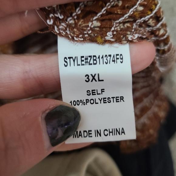 NWT Zenobia Boho Cottagecore Floral Print Smocked Chiffon Top - Picture 3 of 3